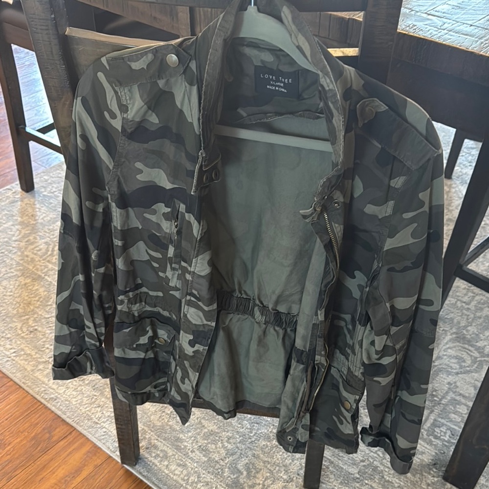Love Tree Green Utility Jacket Lightweight Camouflage
